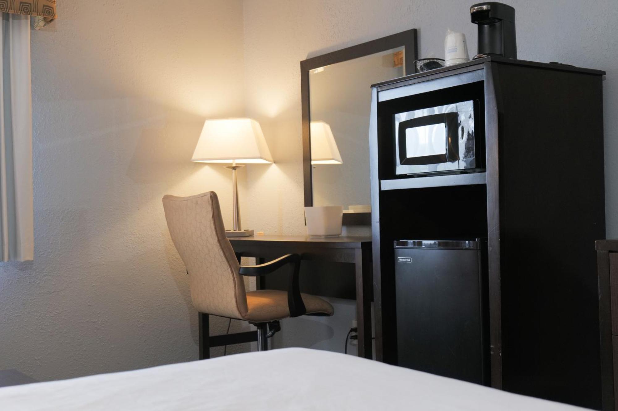 Baymont By Wyndham Flint Airport North Hotel Eksteriør billede